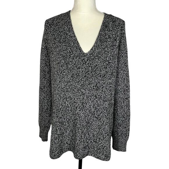 Athleta Marled Black & White Switchback Merino Wool Blend V-Neck Sweater Small - Picture 2 of 8